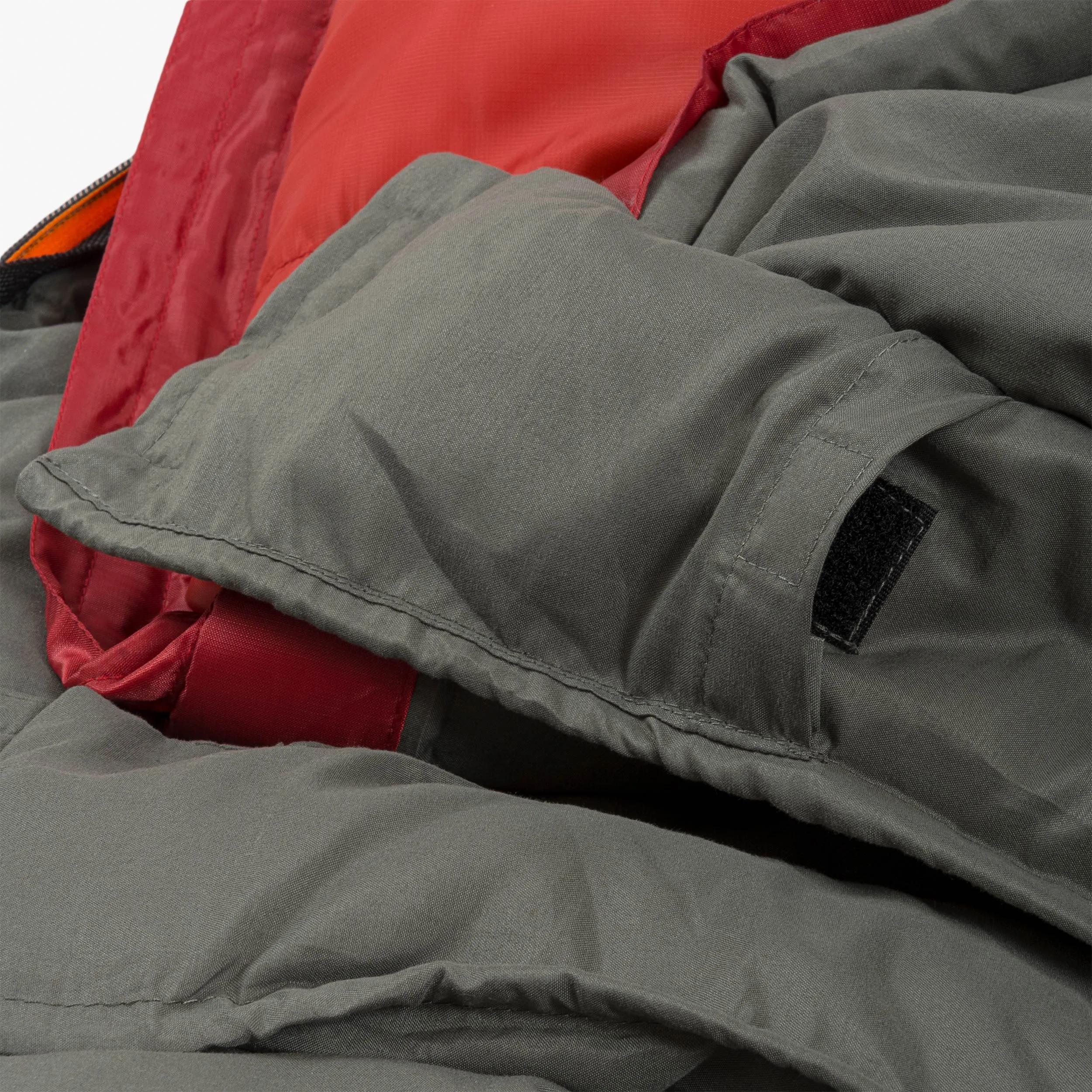 Echo 250 Mummy Sleeping Bag, Red