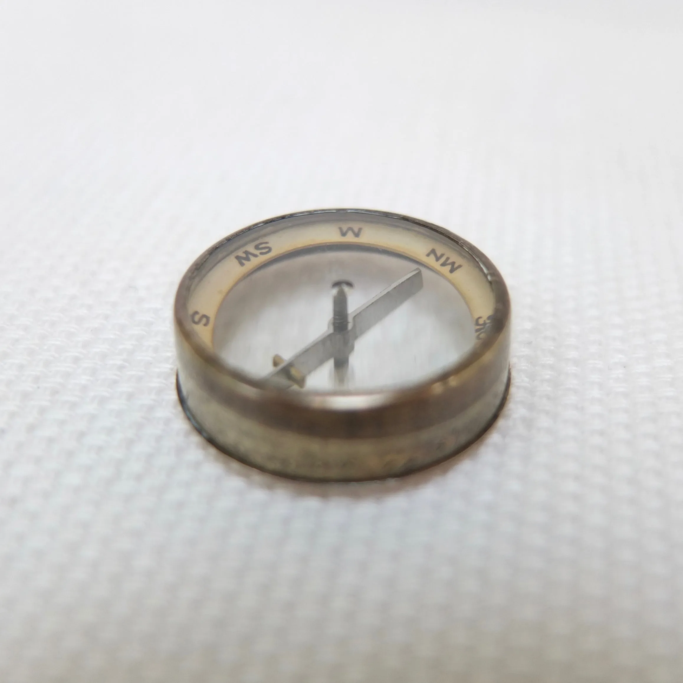 Miniature F. Barker Pebble Lens Compass c.1890