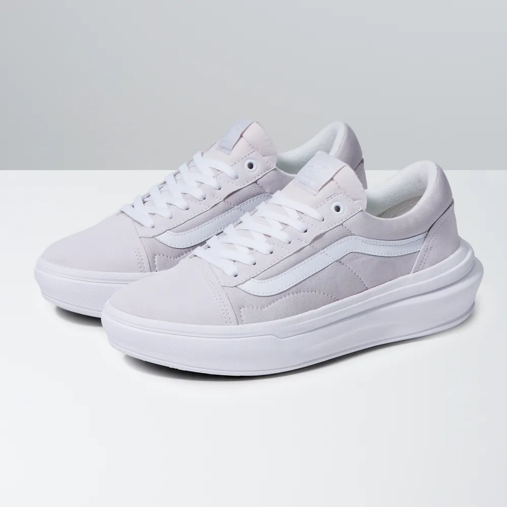 Vans Old Skool Overt ComfyCush Sneakers - Unisex Sizing